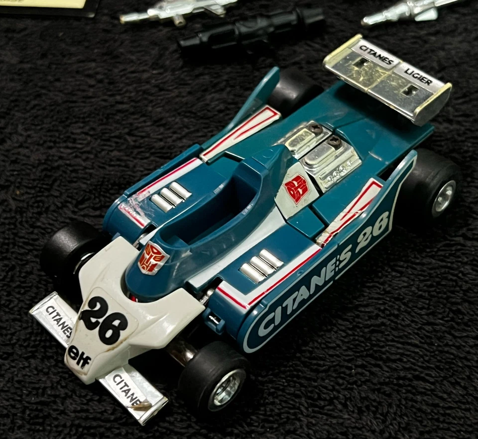 G1 1984 MIRAGE • 100% COMPLETE • PRE RUB TECH SPEC #2 • VINTAGE G1 TRANSFORMERS - Image 3 of 4