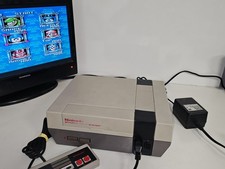Console Nintendo NES dézonnée avec jeu Megaman 3 – Fonctionne – TV non incluse