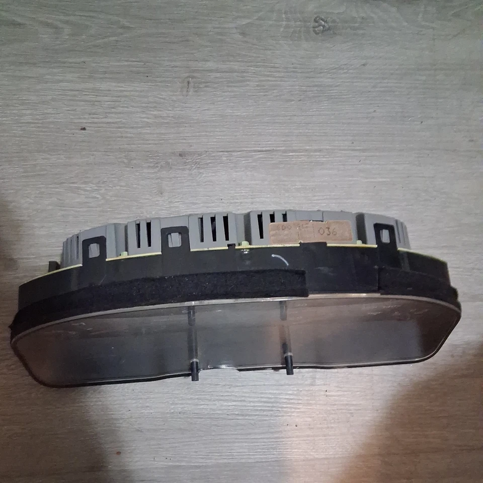 Audi A6 1998-2000 velocímetro clúster 88311225-230 do w inmovilizador Foto 4 de 4