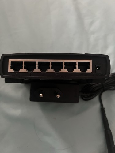 Linksys cisco s port 10/100 router Ethernet Switch mit Netzteil