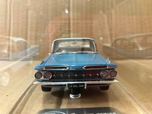 Trax TSS44B 1959 Chevrolet Belair 4 door sedan - BLUE - Picture 4 of 5