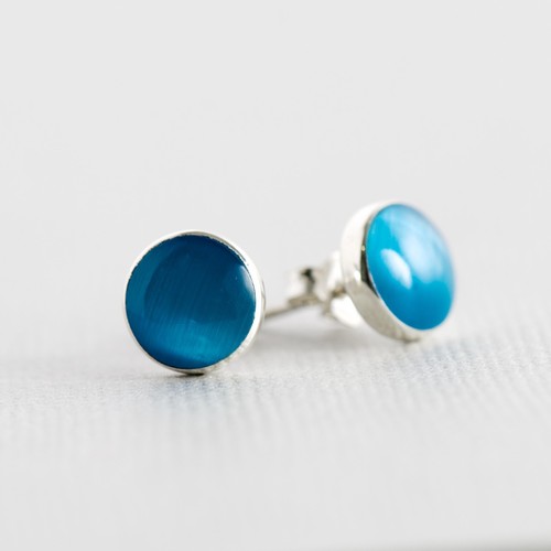 Pill Shaped Sterling Silver Round Stud Earrings with Blue Cateye Gem Stones - Picture 3 of 4