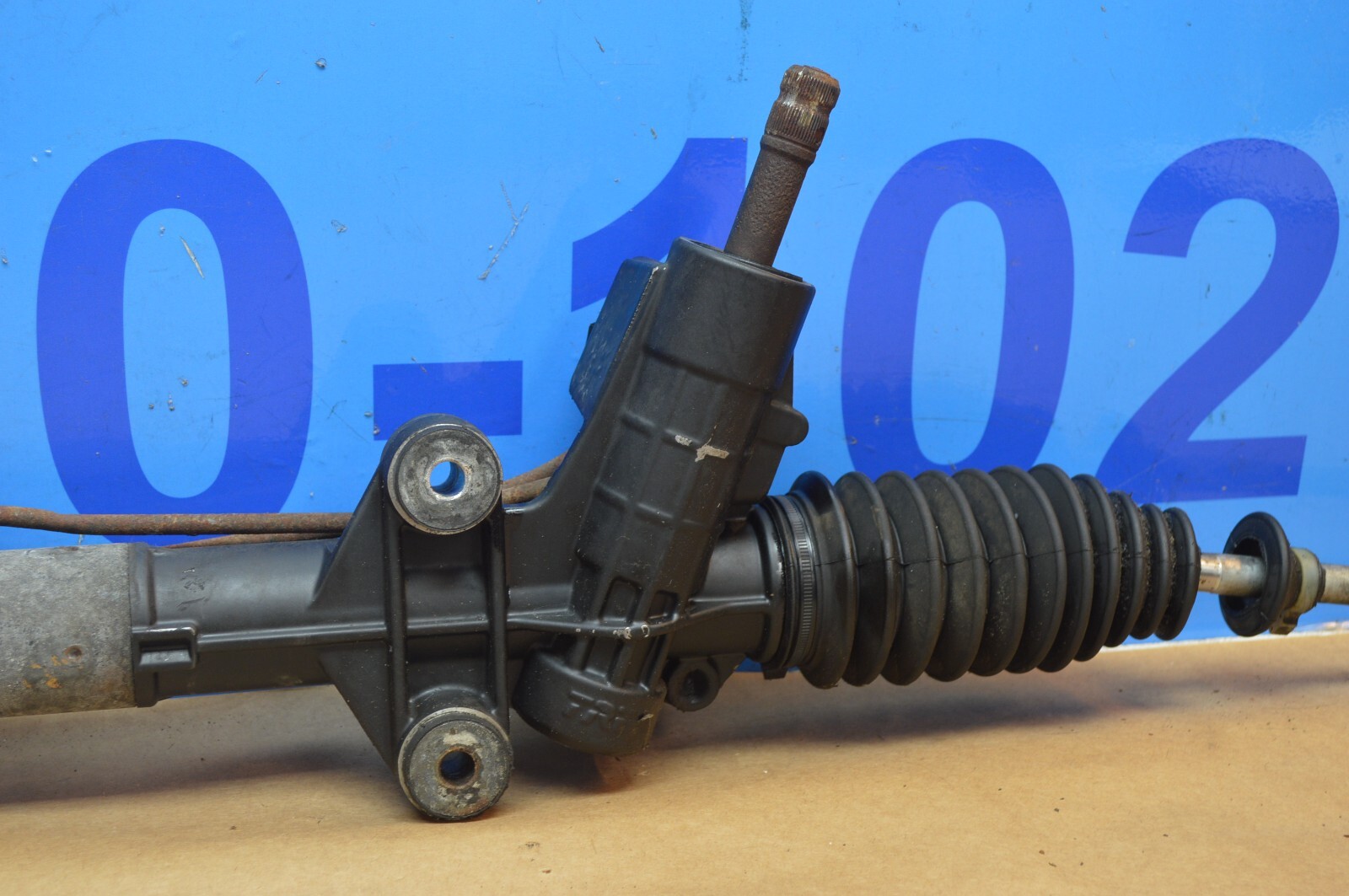2004 M138 MASERATI GT COUPE STEERING RACK AND PINION ASSEMBLY 195542