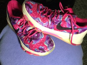 kevin durant cancer shoes