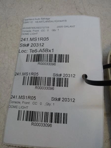 Mitsubishi Galant 2005 techo superior consola domo luz OEM 829406 Foto 4 de 4