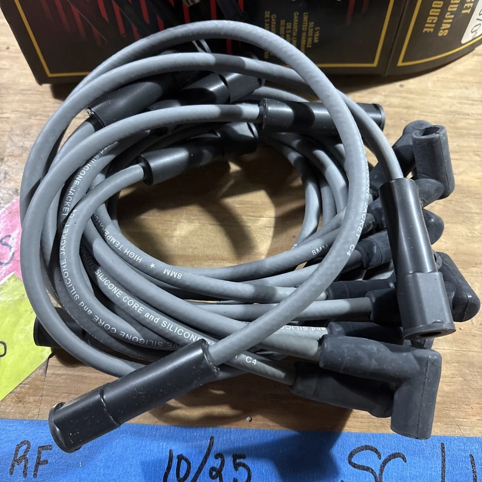 Juego de cables de bujía Parts Master 26870 aptos para Chevrolet C20 C2500 GMC P3500 Foto 2 de 4