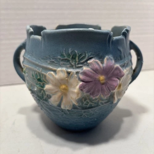 Roseville Pottery 649 Blue Cosmos Vase.                                   DA8