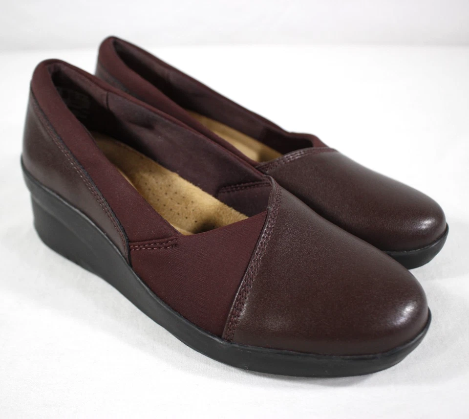 Clarks Collection Shoes Women 5 Suttyn Walk Wedge Heel Slip On Loafer Burgundy - Image 3 of 4