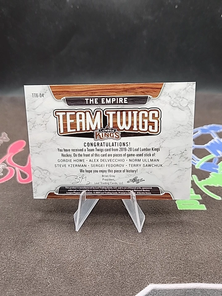 19-20 HOWE/YZERMAN/FEDOROV LEAF #TT6-04 LUMBER KINGS/THE EMPIRE TEAM TWIGS/25 - Image 2 of 2