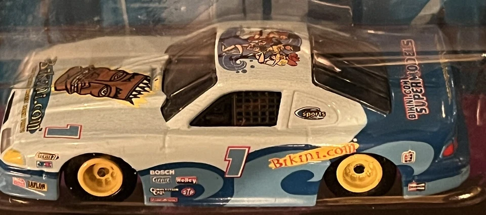 (3) Johnny Lightning .COM RACERS Yahoo, Playing Mantis & Bikini.Com 1999 Nuevo Foto 4 de 4