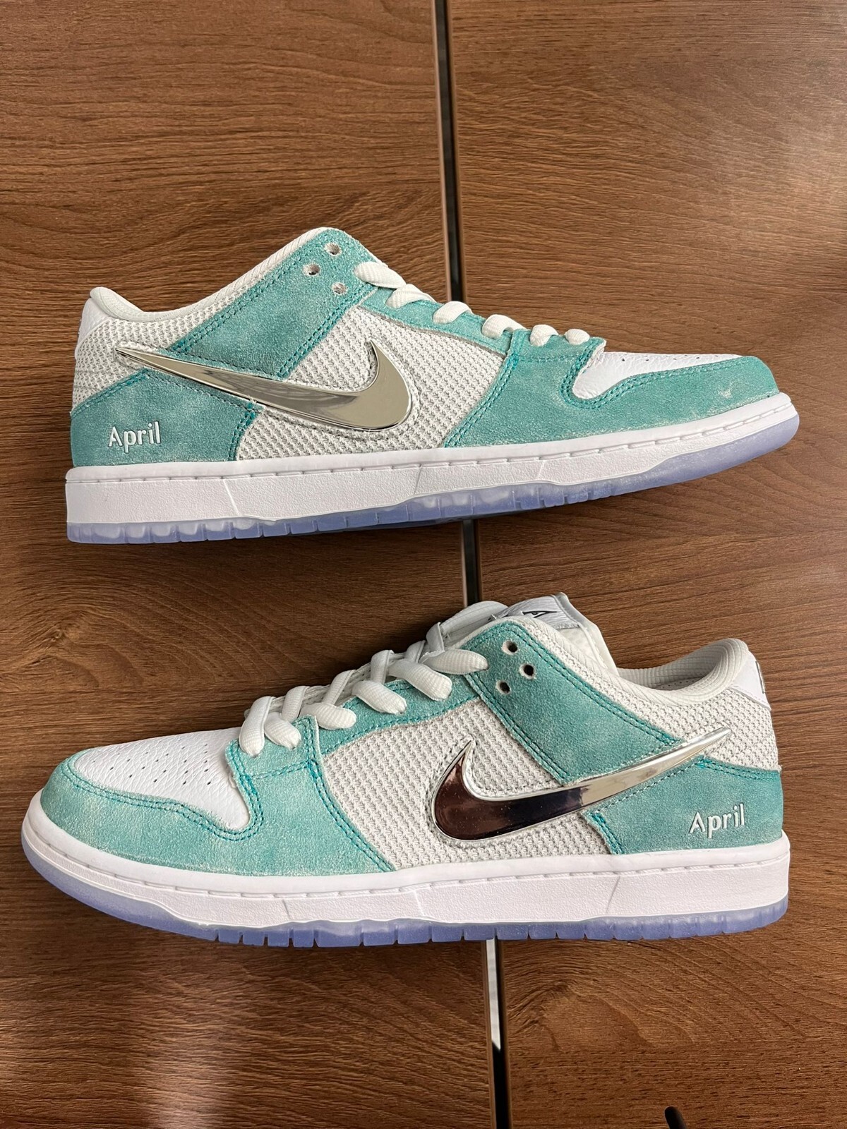 NIKE SB DUNK APRIL UNRLSD DS OG ALL #1 FD2562-400