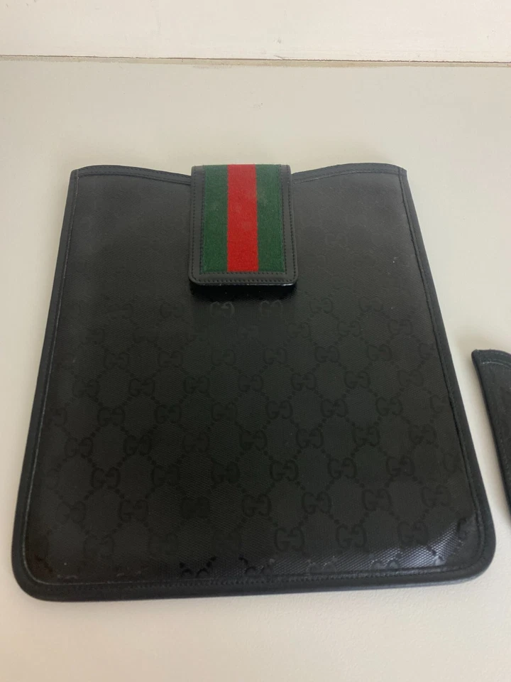 Gucci Fiat 500 GG Logo Black Leather  iPad Case + Blackberry Phone Case - Image 2 of 4