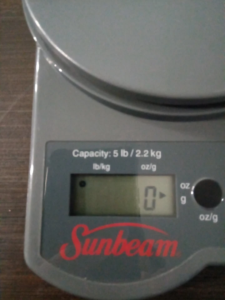 SUNBEAM Digital Electronic Postal Scale MODEL SP5 - 5 LBS / 2.2 KG Powered By 8V - Image 4 of 4