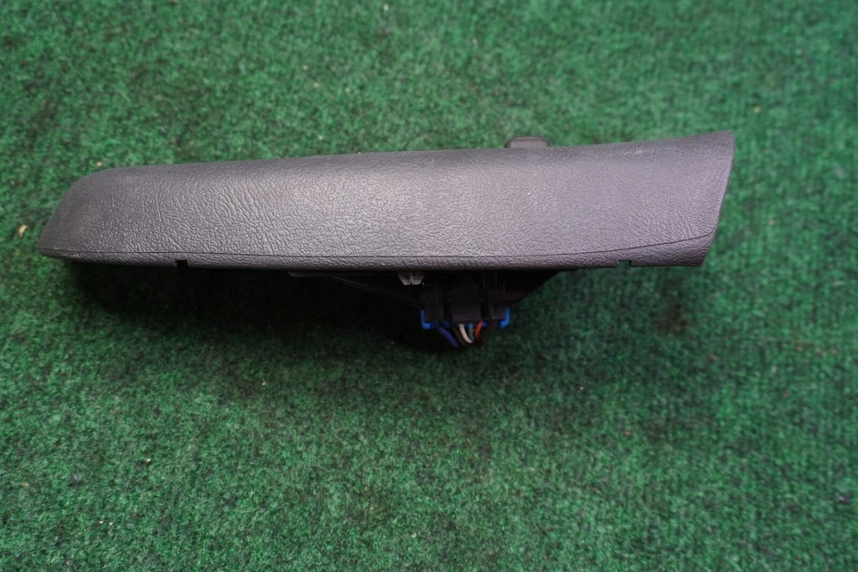 2002 Chevrolet Silverado 2500 Left Driver Window Switch 2083189948 OEM - Изображение 3 из 4