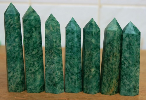 565g 7pcs 1.24lb NATURAL PRETTY HTELONGSEN CRYSTAL POINT HEALING - Picture 3 of 12