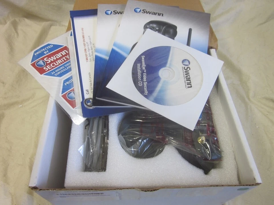 Swann ADS-440 All-in-One Day/Night Pan/Tilt Network IP Camera - Image 2 of 4