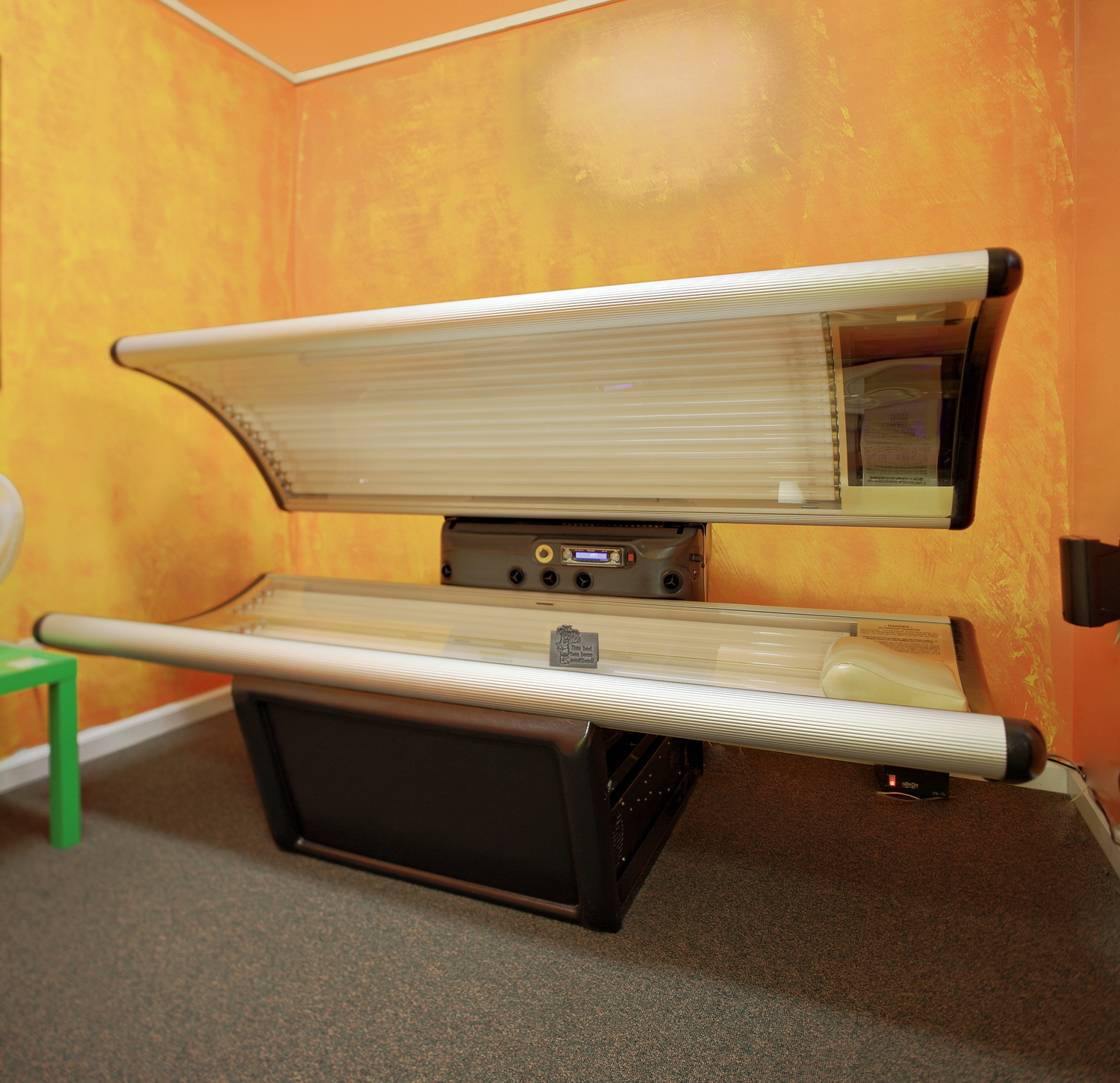 Tan America VIP 322 Commercial Tanning Bed eBay