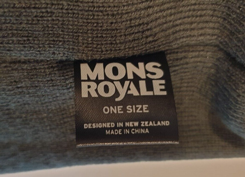 MONS ROYALE McCloud Pom Pom Merino Wool Blend Unisex Beanie Hat Khaki Orange O/S - Picture 6 of 7