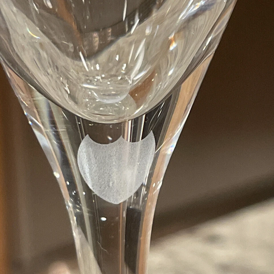 DOM PERIGNON CRYSTAL CHAMPAGNE FLUTES X 2 UNBOXED CLASSY DISCONTINUED - Image 2 of 4