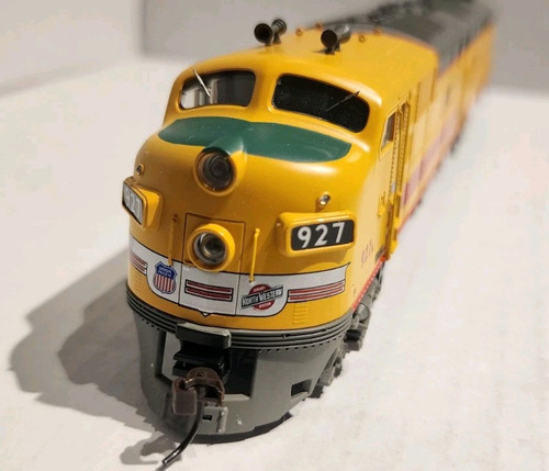 Broadway Limited HO Scale E7 ABB Diesel Set Union Pacific SF #927 DCC/SOUND