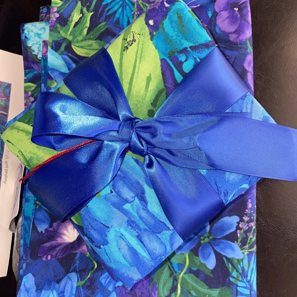 Timeless Treasures - Kit de edredón de panel medianoche 37,5x55,5 incluye patrón y respaldo Foto 2 de 4