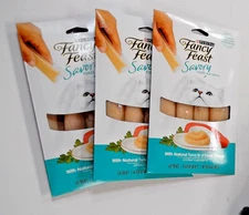 Fancy Feast Savory Puree Naturals Tuna Flavored 3 packs 12 tubes