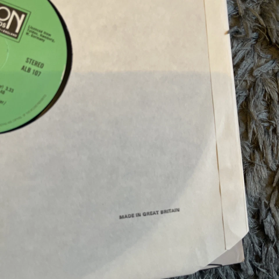 LA DUSSELDORF Individuellos. Vinyl LP. Teldec (1980) Germany. EX/VG+ Foto 4 de 4