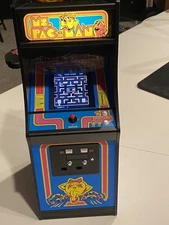 Ms. Pac-Man Collectors Edition 1/4 Scale Cabinet Quarter Arcades Numbskull