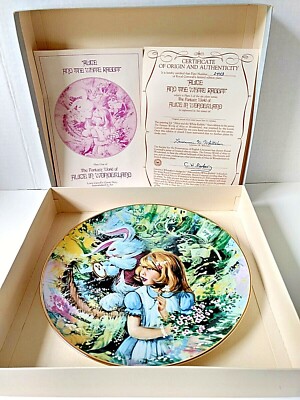 Alice and the White Rabbit, Fantasy World of Alice in Wonderland Plate #1 1979