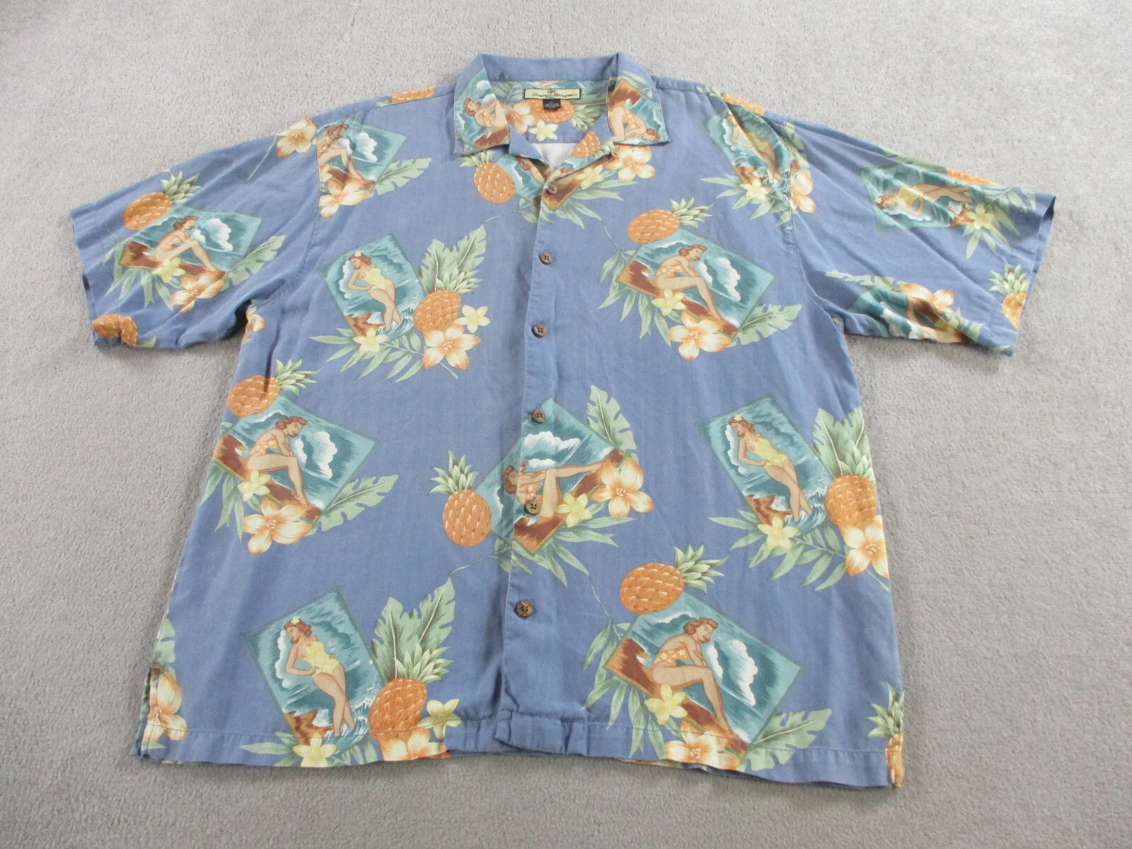 Tommy Bahama Shirt Mens Extra Large Blue Pinup Girl Print Postcard Floral Camp