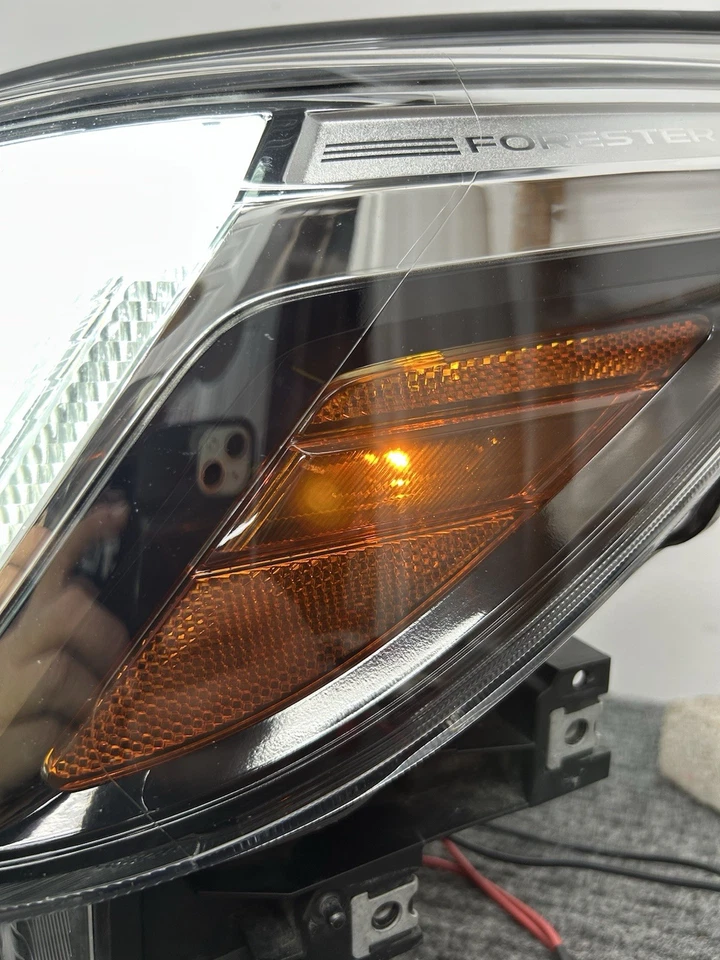 Faro LED OEM 2019 2020 2021 Subaru Forester (izquierdo/conductor) Foto 3 de 4