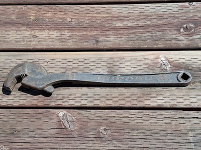 Vintage Heller Bros 14'' Masterench Wrench Patented USA Horse Logo Good Condition