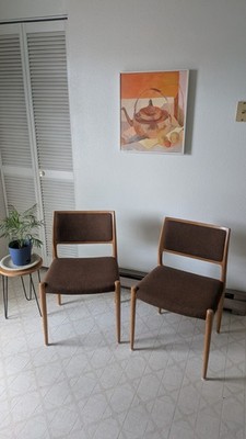 Set of Two Solid Oak Danish Modern Niels Moller Model 80 Dining Chairs