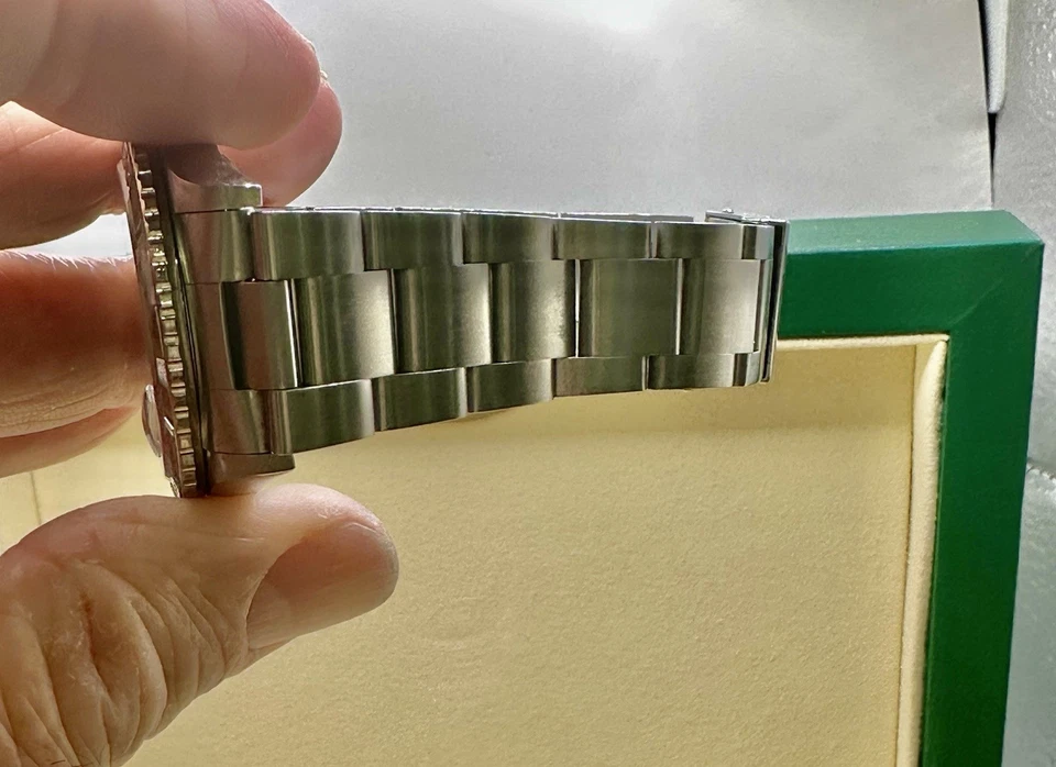 Rolex SS DateJust Turn O Graph "Thunderbird"  Factory Dial-18k WG Bezel. - Image 2 of 4