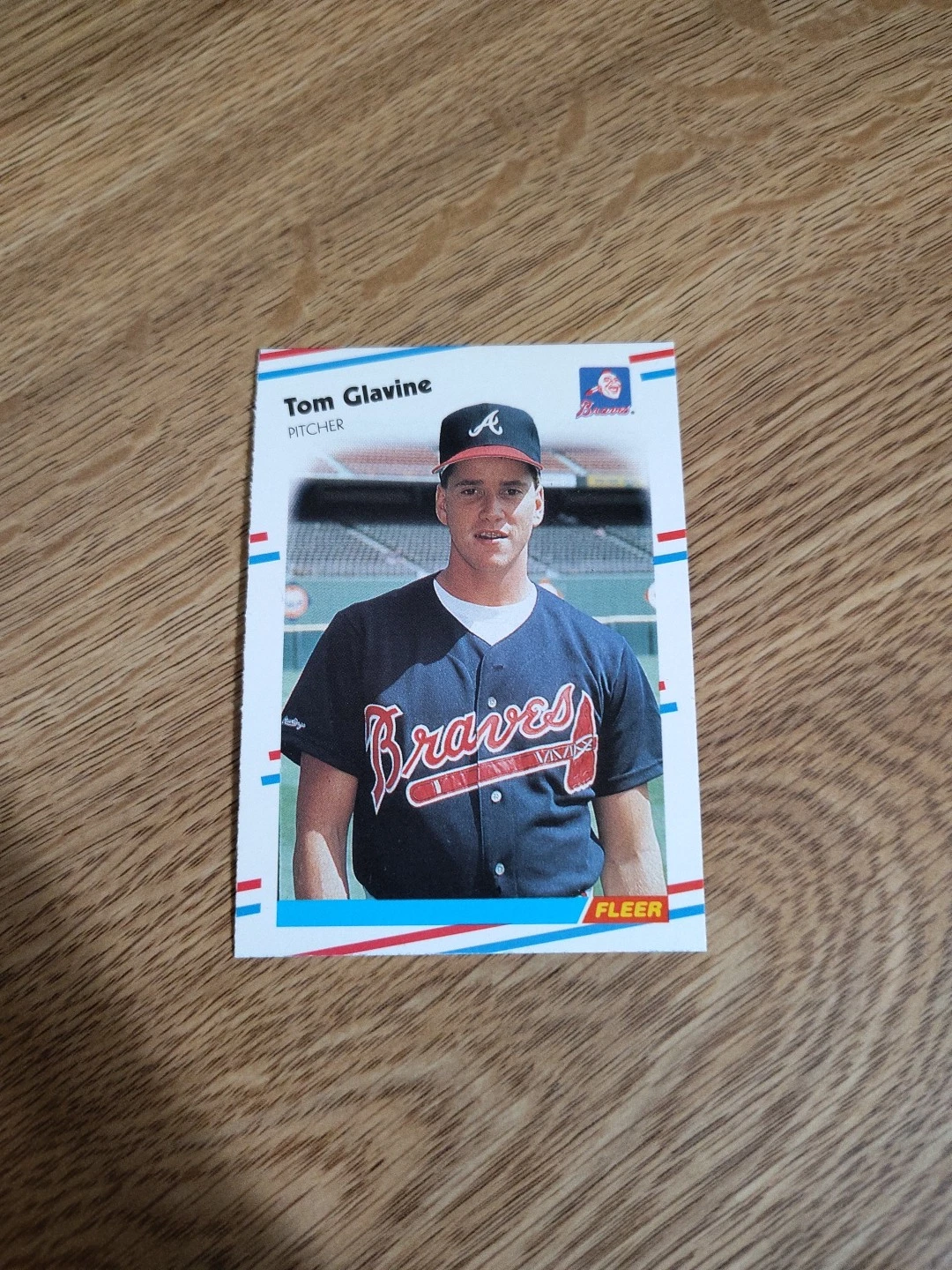 Tom Glavine trading card