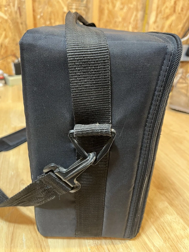 🔥🔥 Case Logic 60 Disc CD Carry Case Jewel Storage Holder No Shoulder strap - Image 3 of 4