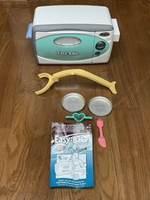 Hasbro 2007  Easy Bake Oven - Light Bulb Turns On - Not Tested