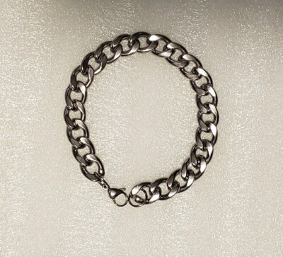 Cuban Link Bracelet .54 inches Wide 8.85 inches Long 316L Stainless Steel NEW