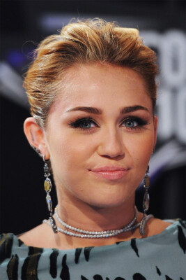 Miley Cyrus Celebrity Singer Actress Star Wall Art Home Decor - POSTER 20x30