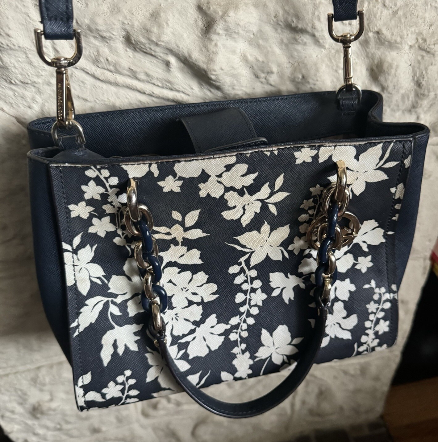 Michael Kors Sofia Medium Leather Navy Floral Cro… - image 5
