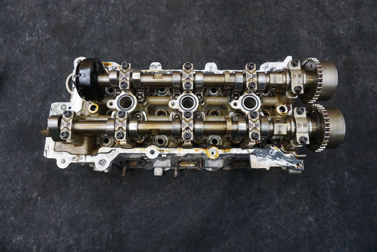 Right 3.0L V6 Cylinder Head Assembly 310539 Maserati Quattroporte S M156 14-17+