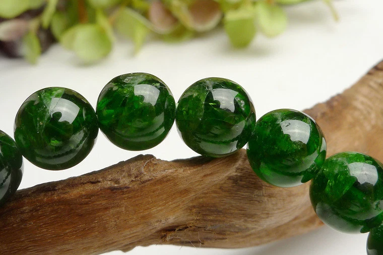 Genuine Natural Green Diopside Gemstone Round Beads Bracelet 10mm AAAAA - Image 4 of 4