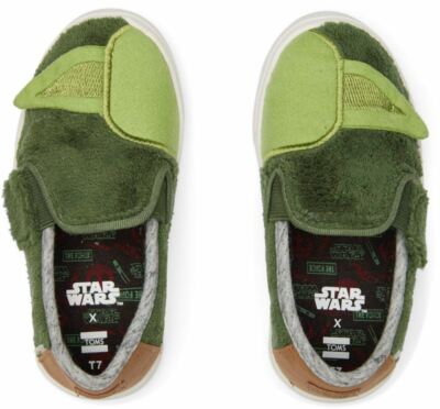 toms baby yoda shoes