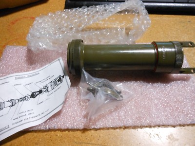 SUNBANK BACKSHDLL STRAIN RELIEF PART # M85049/18-25W08C  NSN: 5935-01-418-2442