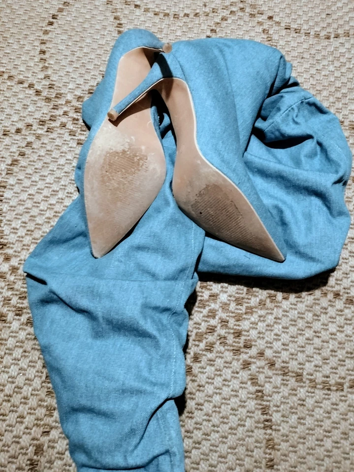 Botas Cape Robbin azul claro denim salto agulha biqueira pontiaguda coxa alta tamanho 10 - Imagem 4 de 4