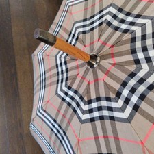 Men'S Umbrella From Burberry, The British Royal Family Brand'S Main Store In Lon