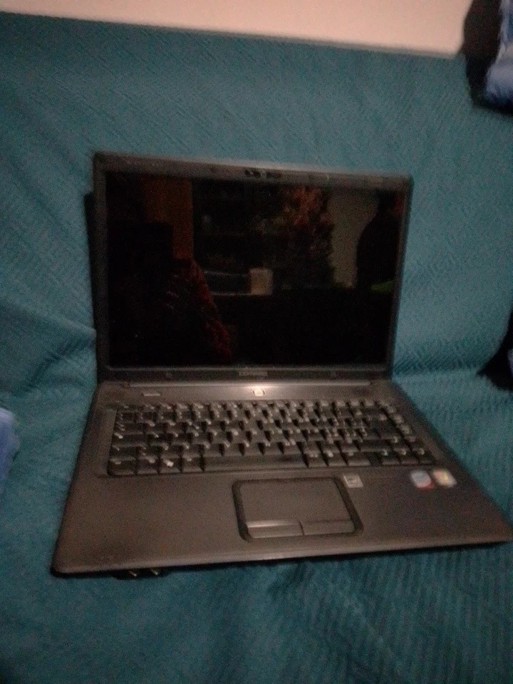 pc usato portatile HP Compaq Presario C 700 - Immagine 4 di 4