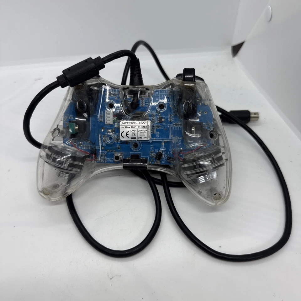 Controlador Afterglow XBOX 360 PDP con cable modelo transparente PL-3702 - PROBADO Foto 3 de 3