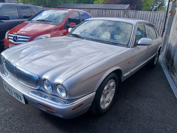 eBay - 2000 Jaguar XJ 4.0 Sovereign LW...