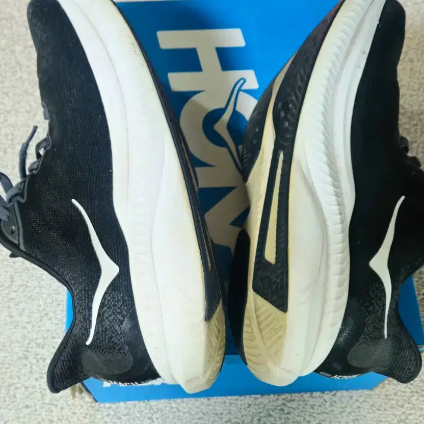 HOKA Hoka Mach 6 Running Shoes, Men's, Size 270-275, Pre-Owned thumbnail 10